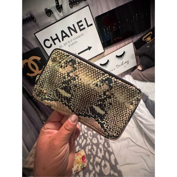 Bandolier gia snakeskin alligator brown pink  crossbody expanded pouch/bag/purse - Picture 2 of 3